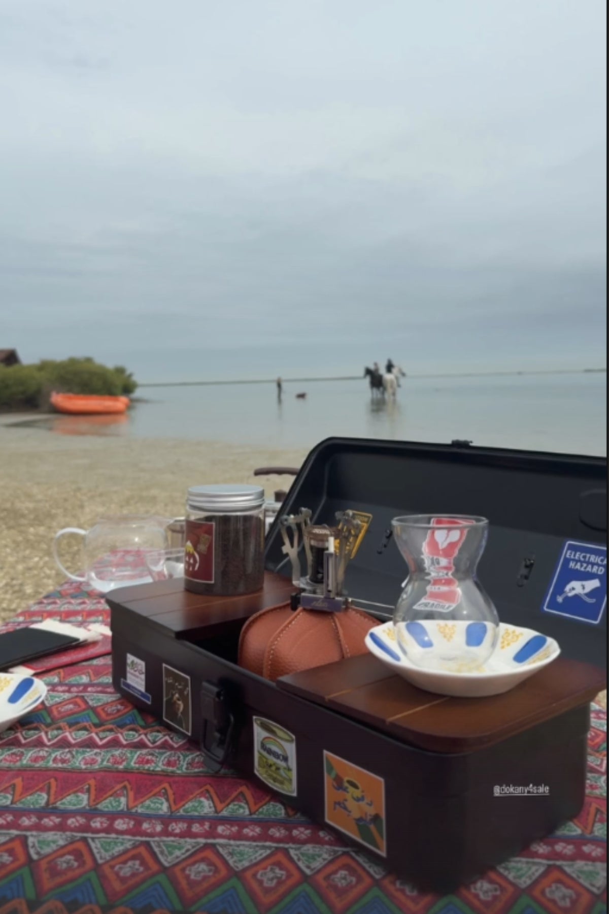Premium Camping Tea Box Set for Outdoor Trips
